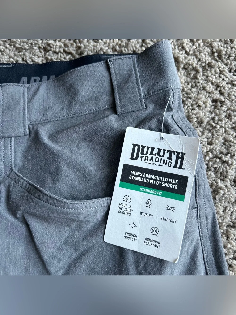 $89 NWT Duluth Trading Armachillo Shorts Mens 48x9 Gray Flex Standard Fit Cargo